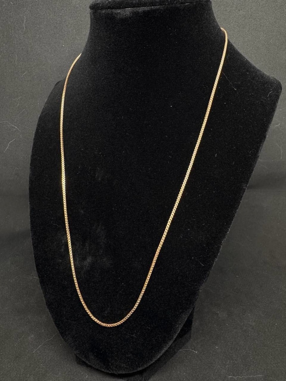 10” Gold-Tone Box Style Chain Necklace